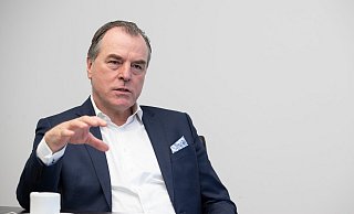 Clemens Tönnies bezieht Stellung zum Krieg in der Ukraine und zu Wladimir Putin. - picture alliance/dpa Clemens Tönnies bezieht Stellung zum Krieg in der Ukraine und zu Wladimir Putin. - picture alliance/dpa