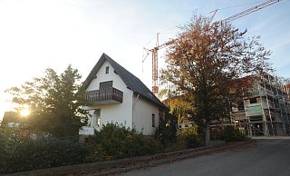 Die Gemeinde Stemwede hat das Grundstück inklusive Haus neben dem Amtshaus-Anbau in Levern gekauft. - Joern Spreen-Ledebur Die Gemeinde Stemwede hat das Grundstück inklusive Haus neben dem Amtshaus-Anbau in Levern gekauft. - Joern Spreen-Ledebur