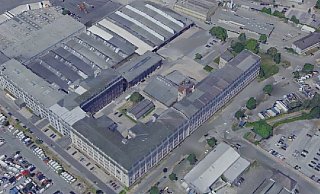 Das Ankerwerk 2 aus der Luft: Der vordere linke Teil bleibt nun erhalten, der hintere Teil der Straße Am Stdatholz wird abgerissen. - stadt Das Ankerwerk 2 aus der Luft: Der vordere linke Teil bleibt nun erhalten, der hintere Teil der Straße Am Stdatholz wird abgerissen. - stadt