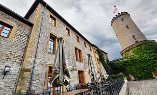 Wer in diesem Jahr auf der Sparrenburg heiraten möchte, sollte sich schnell einen Termin aussuchen. Einige Monate fallen aus dem Traukalender raus. - Barbara Franke Wer in diesem Jahr auf der Sparrenburg heiraten möchte, sollte sich schnell einen Termin aussuchen. Einige Monate fallen aus dem Traukalender raus. - Barbara Franke