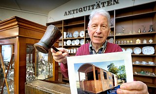 Premiere für Detlef Jentsch: Der 81-Jährige versteigert einen Tiny House-Wohnauflieger. - Andreas Frücht Premiere für Detlef Jentsch: Der 81-Jährige versteigert einen Tiny House-Wohnauflieger. - Andreas Frücht