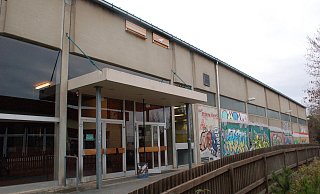 Sanierungsbedürftig: Die Sporthalle am Bielenberg. Schüler und Vereine nutzen die Halle. - Matthias Brüggemann Sanierungsbedürftig: Die Sporthalle am Bielenberg. Schüler und Vereine nutzen die Halle. - Matthias Brüggemann