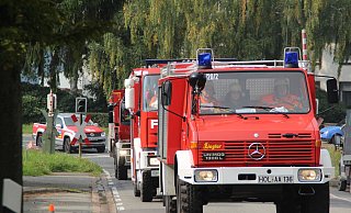 Die Fahrzeuge der Feuerwehr auf dem Weg in die Sächsische Schweiz. - Kreisfeuerwehr Holzminden Die Fahrzeuge der Feuerwehr auf dem Weg in die Sächsische Schweiz. - Kreisfeuerwehr Holzminden