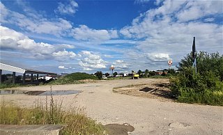 McDonald’s will hier bauen – in unmittelbarer Nähe zum Konkurrenten Burger King (r. im Hintergrund). - Simone Flörke McDonald’s will hier bauen – in unmittelbarer Nähe zum Konkurrenten Burger King (r. im Hintergrund). - Simone Flörke