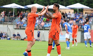 Sven Michel (l.) steht gegen Darmstadt in der Startelf. Adriano Grimaldi ist ein Kandidat für die Anfangsformation. - Oliver Krato Sven Michel (l.) steht gegen Darmstadt in der Startelf. Adriano Grimaldi ist ein Kandidat für die Anfangsformation. - Oliver Krato