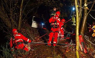 Höhenretter der Feuerwehr Espelkamp wurden alarmiert. - Michael Horst/ Freiwillige Feuerwehr Porta Westfalica Höhenretter der Feuerwehr Espelkamp wurden alarmiert. - Michael Horst/ Freiwillige Feuerwehr Porta Westfalica