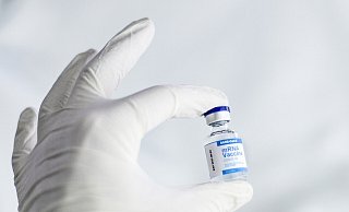 Auch Mitarbeiter von Kliniken im Kreis Höxter wären von der Impfpflicht im Klinikbereich betroffen, unklar ist allerdings, wie sie kontrolliert wird. - Symbolfoto: Pixabay Auch Mitarbeiter von Kliniken im Kreis Höxter wären von der Impfpflicht im Klinikbereich betroffen, unklar ist allerdings, wie sie kontrolliert wird. - Symbolfoto: Pixabay