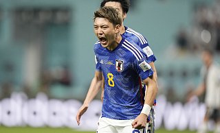 Ex-Armine Ritsu Doan bejubelt im Dress der japanischen Nationalmannschaft seinen 1:1-Ausgleichstreffer gegen Deutschland. - picture alliance / ASSOCIATED PRESS Ex-Armine Ritsu Doan bejubelt im Dress der japanischen Nationalmannschaft seinen 1:1-Ausgleichstreffer gegen Deutschland. - picture alliance / ASSOCIATED PRESS