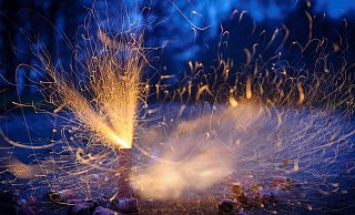 Bis weit ins neue Jahr hinein wurden im Kreis Paderborn Silvesterböller gezündet und damit teilweise erheblicher Schaden angerichtet. - Tobias Kleinschmidt Bis weit ins neue Jahr hinein wurden im Kreis Paderborn Silvesterböller gezündet und damit teilweise erheblicher Schaden angerichtet. - Tobias Kleinschmidt
