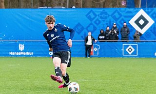Maximilian Großer kommt vom Hamburger SV II zur Bielefelder Arminia. Der 21-Jährige spielt meistens im defensiven Mittelfeld, kann aber auch im Abwehrzentrum agieren. - IMAGO/R.Seidel Imagery Maximilian Großer kommt vom Hamburger SV II zur Bielefelder Arminia. Der 21-Jährige spielt meistens im defensiven Mittelfeld, kann aber auch im Abwehrzentrum agieren. - IMAGO/R.Seidel Imagery