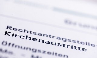 In den für Kirchenaustritte zuständigen Abteilungen gibt es in den Amtsgerichten im Kreis Paderborn aktuell reichlich zu tun. - Themenbild: Rolf Vennenbernd/picture alliance/dpa In den für Kirchenaustritte zuständigen Abteilungen gibt es in den Amtsgerichten im Kreis Paderborn aktuell reichlich zu tun. - Themenbild: Rolf Vennenbernd/picture alliance/dpa