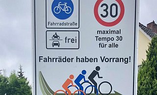 Die Grünen schlagen weitere Fahrradstraßen und Fahrradzonen in Bünde vor. - Kaufmannschaft Altstadt Die Grünen schlagen weitere Fahrradstraßen und Fahrradzonen in Bünde vor. - Kaufmannschaft Altstadt
