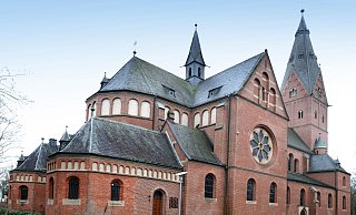 Der Pastorale Raum Gütersloh wird derzeit von einem Finanzskandal erschüttert. Für den beurlaubten Pfarrer sucht die Gemeinde nach einem Nachfolger. - Andreas Frücht Der Pastorale Raum Gütersloh wird derzeit von einem Finanzskandal erschüttert. Für den beurlaubten Pfarrer sucht die Gemeinde nach einem Nachfolger. - Andreas Frücht