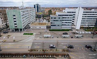 Der Unfall ereignete sich an der Bahnhofstraße im Bereich der Bushaltestelle vor dem Paderborner Arbeitsamt. - (Archivfoto) Besim Mazhiqi Der Unfall ereignete sich an der Bahnhofstraße im Bereich der Bushaltestelle vor dem Paderborner Arbeitsamt. - (Archivfoto) Besim Mazhiqi