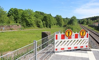 Das Areal der Zufahrt bietet viel Raum für eine Busschleife und Pendlerparkplätze. - Burkhard Battran Das Areal der Zufahrt bietet viel Raum für eine Busschleife und Pendlerparkplätze. - Burkhard Battran