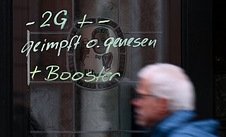 So langsam wird es unübersichtlich - es gilt 2G+ mit all seinen Untiefen. - picture alliance So langsam wird es unübersichtlich - es gilt 2G+ mit all seinen Untiefen. - picture alliance