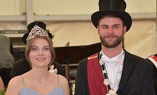 Mara Potthast und Niklas Stadermann bilden zusammen das neue Jungsschützenkönigspaar. - Privat Mara Potthast und Niklas Stadermann bilden zusammen das neue Jungsschützenkönigspaar. - Privat