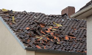 Wegen der Tornado-Schäden haben einzelne Betroffene Spendenaufrufe im Internet gestartet. - Niklas Tüns Wegen der Tornado-Schäden haben einzelne Betroffene Spendenaufrufe im Internet gestartet. - Niklas Tüns