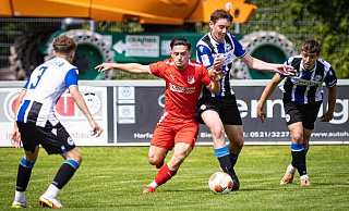 In der Vorrunde kommt es auch 2023 wieder zum Derby zwischen dem VfL Theesen und Arminia Bielefeld. - Mike-Dennis Mueller / www.mdm.photo In der Vorrunde kommt es auch 2023 wieder zum Derby zwischen dem VfL Theesen und Arminia Bielefeld. - Mike-Dennis Mueller / www.mdm.photo