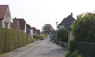 Das Böckmannsfeld soll während der Bauarbeiten zum sicheren Schulweg werden. In den ersten fünf Wochen soll ein Ordner für Sicherheit sorgen. - Sylvia Tetmeyer Das Böckmannsfeld soll während der Bauarbeiten zum sicheren Schulweg werden. In den ersten fünf Wochen soll ein Ordner für Sicherheit sorgen. - Sylvia Tetmeyer