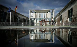 Das Bundeskanzleramt, wo die Spitzenvertreter von SPD, Bündnis 90/Die Grünen und FDP und beraten haben. - Kay Nietfeld Das Bundeskanzleramt, wo die Spitzenvertreter von SPD, Bündnis 90/Die Grünen und FDP und beraten haben. - Kay Nietfeld