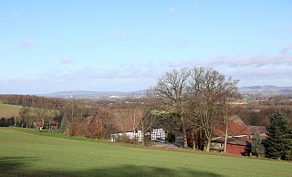 In einer bestimmten Planungsvariante liegt auch der Hof Große-Wortmann zwischen Sender und Mindener Straße in einem Korridor für den Neubau der ICE-Trasse. - Frank-Michael Kiel-Steinkamp In einer bestimmten Planungsvariante liegt auch der Hof Große-Wortmann zwischen Sender und Mindener Straße in einem Korridor für den Neubau der ICE-Trasse. - Frank-Michael Kiel-Steinkamp