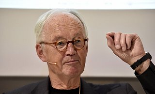 Der Soziologe Wilhelm Heitmeyer aus Bielefeld forscht seit vielen Jahren zur AfD. - imago/Hartenfelser Der Soziologe Wilhelm Heitmeyer aus Bielefeld forscht seit vielen Jahren zur AfD. - imago/Hartenfelser