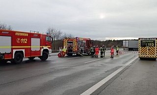 Die A2 im Kreis Gütersloh war am Donnerstagnachmittag für längere Zeit in beiden Richtungen gesperrt. - Thorsten Heß Die A2 im Kreis Gütersloh war am Donnerstagnachmittag für längere Zeit in beiden Richtungen gesperrt. - Thorsten Heß