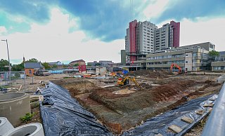 Am Standort Mitte des Klinikums Bielefeld werden Zentrale Notaufnahme und Intensivstation neu gebaut. Kosten: 40 Millionen Euro. - Andreas Zobe Am Standort Mitte des Klinikums Bielefeld werden Zentrale Notaufnahme und Intensivstation neu gebaut. Kosten: 40 Millionen Euro. - Andreas Zobe