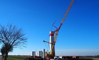 Um die Energiekrise aufzubrechen, setzen OWL-Landräte auch auf einen rascheren Ausbau der erneuerbaren Energien, wie hier durch das Repowering einer Windkraftanlage bei Paderborn. - Annika Könntgen Um die Energiekrise aufzubrechen, setzen OWL-Landräte auch auf einen rascheren Ausbau der erneuerbaren Energien, wie hier durch das Repowering einer Windkraftanlage bei Paderborn. - Annika Könntgen