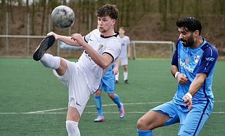 Dornbergs Noah Fritz (l.) wird gegen den SCV Neuenbeken in der Defensive für Stabilität sorgen. - Peter Unger Dornbergs Noah Fritz (l.) wird gegen den SCV Neuenbeken in der Defensive für Stabilität sorgen. - Peter Unger