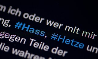 Im Internet zeigt sich die Verrohung der Gesellschaft besonders deutlich. - (c) Copyright 2022, dpa (www.dpa.de). Alle Rechte vorbehalten Im Internet zeigt sich die Verrohung der Gesellschaft besonders deutlich. - (c) Copyright 2022, dpa (www.dpa.de). Alle Rechte vorbehalten