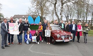 Salzkotten Marketing, viele ehrenamtliche Helfer, die Einzelhändler, das Sälzerkollegium, Sponsoren und Bürgermeister Ulrich Berger (l.) freuen sich auf das Stadtfest am Palmsonntag. - Uwe Müller Salzkotten Marketing, viele ehrenamtliche Helfer, die Einzelhändler, das Sälzerkollegium, Sponsoren und Bürgermeister Ulrich Berger (l.) freuen sich auf das Stadtfest am Palmsonntag. - Uwe Müller