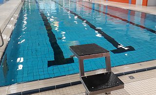 Wenn der Neubau der Förderschulen in Borchen ensteht, dann soll auch ein Lehrschwimmbecken geplant sein. Die FDP könnte sich auch ein größeres Hallenbad vorstellen. - DLRG Wenn der Neubau der Förderschulen in Borchen ensteht, dann soll auch ein Lehrschwimmbecken geplant sein. Die FDP könnte sich auch ein größeres Hallenbad vorstellen. - DLRG
