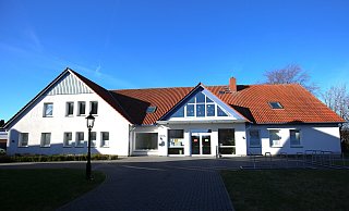 Seit Längerem wird über einen möglichen Verkauf des Gemeindehauses in Preußisch Oldendorf diskutiert. Bei den Sparmaßnahmen ist aber auch das Personal der Kirchengemeinde betroffen. - Ilka Gülker Seit Längerem wird über einen möglichen Verkauf des Gemeindehauses in Preußisch Oldendorf diskutiert. Bei den Sparmaßnahmen ist aber auch das Personal der Kirchengemeinde betroffen. - Ilka Gülker