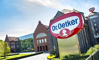 Bei Dr. Oetker und anderen Bielefelder Unternehmen wird viel Wert auf Mitarbeiter-Bewertungen gelegt. - Jörg Dieckmann - www.dieckmann-fotodesign.de Bei Dr. Oetker und anderen Bielefelder Unternehmen wird viel Wert auf Mitarbeiter-Bewertungen gelegt. - Jörg Dieckmann - www.dieckmann-fotodesign.de