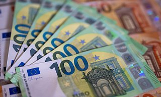 Das Bundesverfassungsgericht hatte in seinem Grundsatzurteil zur Schuldenbremse verboten, Kredite quasi auf Vorrat aufzunehmen. - Monika Skolimowska/dpa Das Bundesverfassungsgericht hatte in seinem Grundsatzurteil zur Schuldenbremse verboten, Kredite quasi auf Vorrat aufzunehmen. - Monika Skolimowska/dpa