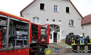 Bei einem Wohnhausbrand in Nieheim-Oeynhausen ist ein Mensch ums Leben gekommen. - Madita Schellenberg Bei einem Wohnhausbrand in Nieheim-Oeynhausen ist ein Mensch ums Leben gekommen. - Madita Schellenberg