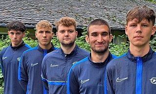 Neu-Ummelner: Erdem Yilmaz (v. l), Luca Hornbruch, Dustin Kuchorz, Sinan Kolcu und Crispin Heinemann. - VfL Ummeln Neu-Ummelner: Erdem Yilmaz (v. l), Luca Hornbruch, Dustin Kuchorz, Sinan Kolcu und Crispin Heinemann. - VfL Ummeln