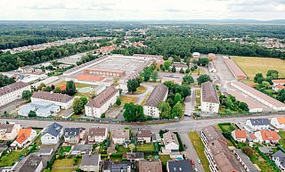 Auf dem Gelände der ehemaligen Dempsey-Kaserne, mittlerweile Waldkamp genannt, soll ein Quartier für Gewerbe und rund 300 Wohneinheiten entstehen. - Besim Mazhiqi Auf dem Gelände der ehemaligen Dempsey-Kaserne, mittlerweile Waldkamp genannt, soll ein Quartier für Gewerbe und rund 300 Wohneinheiten entstehen. - Besim Mazhiqi