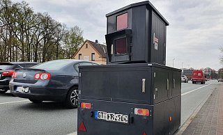 Auf der Jagd nach Temposündern hat Moneypenny in Gütersloh wieder einen neuen Standort bezogen. - Irja Most Auf der Jagd nach Temposündern hat Moneypenny in Gütersloh wieder einen neuen Standort bezogen. - Irja Most