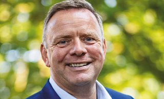Matthias Goeken (CDU) spricht über die Oktoberwoche. - Pressefoto Büro Matthias Goeken (CDU) spricht über die Oktoberwoche. - Pressefoto Büro