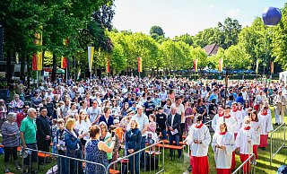 Die Kinderwallfahrt im Erzbistum Paderborn ist alle zwei Jahre ein buntes Glaubensfest, hier zuletzt 2022. - BESIM MAZHIQI Die Kinderwallfahrt im Erzbistum Paderborn ist alle zwei Jahre ein buntes Glaubensfest, hier zuletzt 2022. - BESIM MAZHIQI