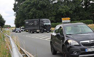 Die Herforder Straße wird kurz nach dem Westfalenring gesperrt. - Jan-Henrik Gerdener Die Herforder Straße wird kurz nach dem Westfalenring gesperrt. - Jan-Henrik Gerdener