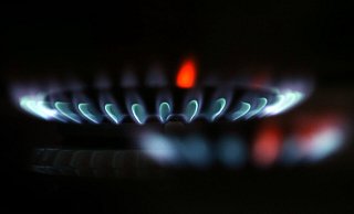 Zur Rettung angeschlagener Gasimporteure will die Bundesregierung vorerst am Instrument der Gasumlage festhalten - trotz einer geplanten Verstaatlichung des Energiekonzerns Uniper. - Karl-Josef Hildenbrand Zur Rettung angeschlagener Gasimporteure will die Bundesregierung vorerst am Instrument der Gasumlage festhalten - trotz einer geplanten Verstaatlichung des Energiekonzerns Uniper. - Karl-Josef Hildenbrand