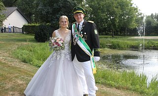 Christian Sprink und Hannah Knoop regieren im Lippedorf. - Johannes Büttner Christian Sprink und Hannah Knoop regieren im Lippedorf. - Johannes Büttner