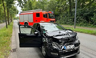 Der VW Polo des Gütersloher Unfallverursachers musste nach dem Zusammenstoß abgeschleppt werden. - Christian Bröder Der VW Polo des Gütersloher Unfallverursachers musste nach dem Zusammenstoß abgeschleppt werden. - Christian Bröder