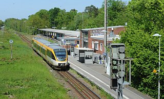 Der tatverdächtige Mann bedrohte kurz vor Weihnachten unter anderem am Bahnhof Espelkamp zwei Jugendliche bedroht haben. - Archiv Joern Spreen-Ledebur Der tatverdächtige Mann bedrohte kurz vor Weihnachten unter anderem am Bahnhof Espelkamp zwei Jugendliche bedroht haben. - Archiv Joern Spreen-Ledebur
