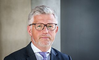 Über seinen mitunter undiplomatischen Ton sagt der Diplomat Melnyk: "Das ist mein Risiko, was bleibt mir denn anderes übrig?" - Michael Kappeler Über seinen mitunter undiplomatischen Ton sagt der Diplomat Melnyk: "Das ist mein Risiko, was bleibt mir denn anderes übrig?" - Michael Kappeler