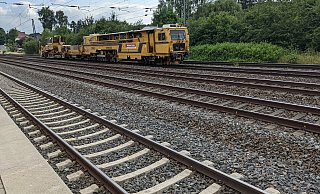 Eine mögliche Hochgeschwindigkeitstrasse entlang der bestehenden Gleise bereitet den Menschen in Schweicheln Sorgen. - David Knapp Eine mögliche Hochgeschwindigkeitstrasse entlang der bestehenden Gleise bereitet den Menschen in Schweicheln Sorgen. - David Knapp